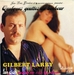 Au verso nous attendent <em>quelques gouttes de bonheur</em> et un fan-club : (Gilbert Larry - Ta première nuit d'amour)
