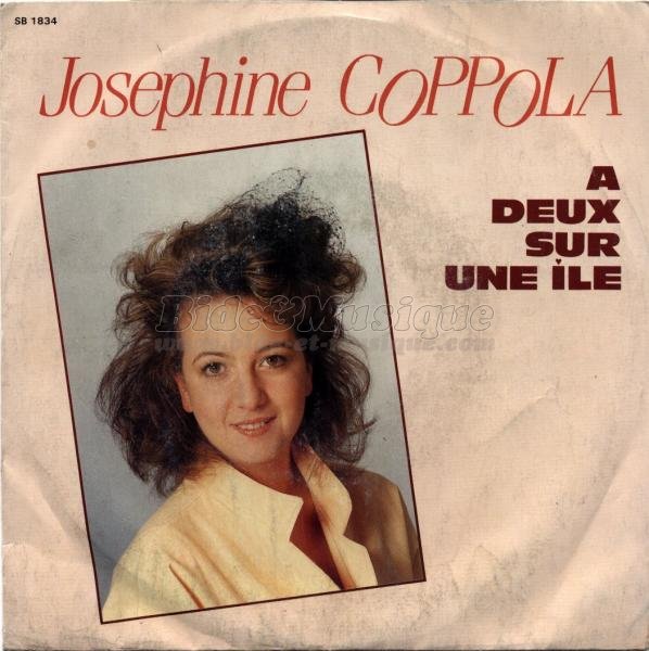 Joséphine Coppola - �€ deux sur une île